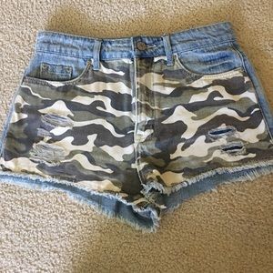 High waisted camo shorts